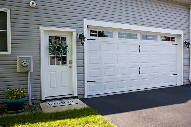 24/7 Emergency Garage Door Panel Replacement experts in Wilson, OK